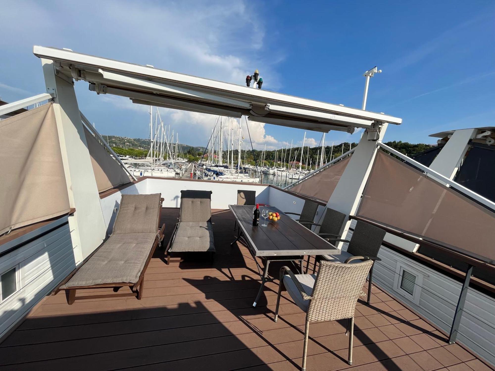 Marina Luxury Houseboat Lace Portorose Esterno foto